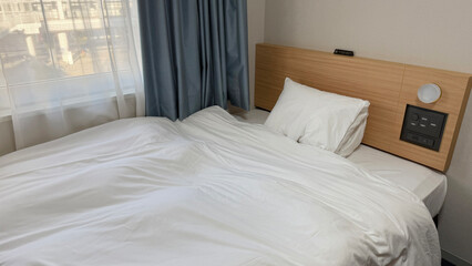 ビジネスホテルのベット