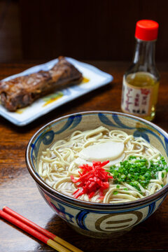 沖縄そばとソーキ