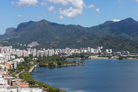 View of the Ipanema and Lagoon neighborhoods from the top of Cantagalo Hill in Rio de Janeiro. - Powered by Adobe