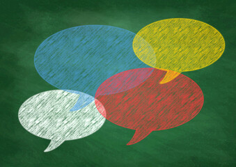 手描き風のカラフルな吹き出しと黒板背景のコミュニケーションイラスト