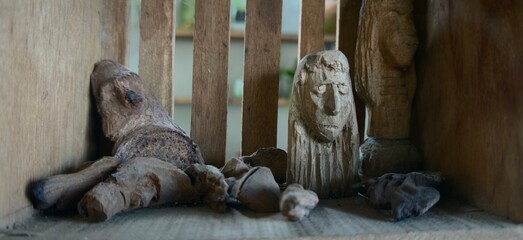Wooden figurines on display in studio DIY 