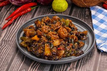 Squid with vegetables in oyser sauce