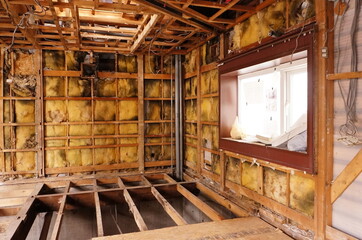 木造建築の解体現場