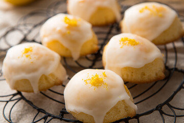 手作りレモンケーキ