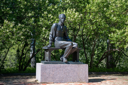 LERMONTOVO, RUSSIA - MAY 01, 2024: Monument to the Russian poet Mikhail Lermontov on a sunny May day. Tarkhany Estate, Penza region