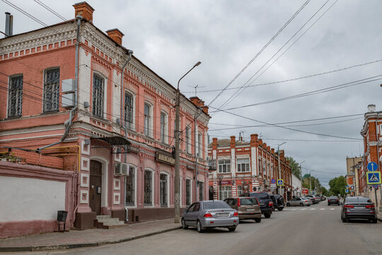 YELETS, RUSSIA - MAY 02, 2025: Lev Tolstoy Street in the historical center of Yelets on a cloudy May day. Lipetsk region