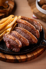 foodporn, comida de buteco, frango,picanha,torresmo,limao,delicioso,queijode bufala,fritura,drinks coloridos,sodas iatlianas,ceviche,miniburguers,batata fritas,peixe,lambari,pernas de ra,bolinho de fe