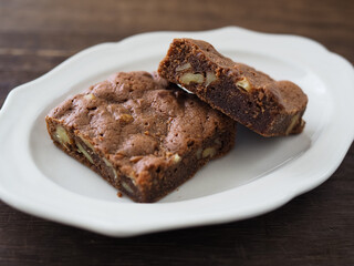 手作りのチョコレートブラウニー
