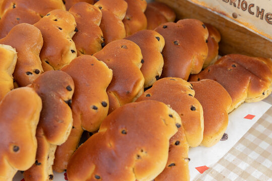 Manala or Mannele is a traditional man-shaped brioche popular in Eastern France, especially Alsace, for St. Nicholas Day