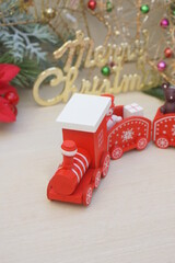 にぎやかなクリスマストレイン