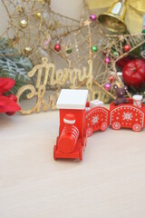 にぎやかなクリスマストレイン