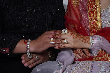 a beautiful couple hands photo click by still