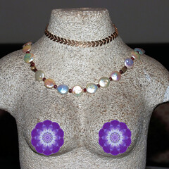 B&uuml;ste mit Schmuckst&uuml;cken mit KI erstellt+bearbeitet