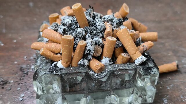 Heavy Smoker Cigarette Unhealthy Habit