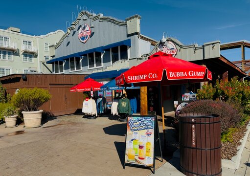 Front building entrance of Bubba Gump Shrimp Co. Restaurant in Northern California