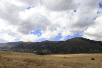 panorama de la pampa de quinua, cielo azul, aire fresco