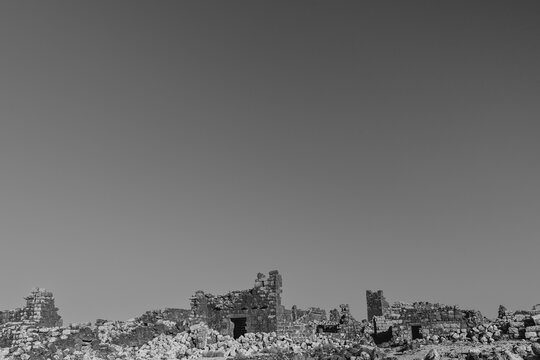 Umm Al-Jimal UNESCO Ruins: Ancient Black Basalt Architecture in Jordan's Desert