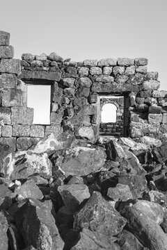 Umm Al-Jimal UNESCO Ruins: Ancient Black Basalt Architecture in Jordan's Desert