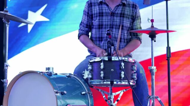 Baterista musica Celebracion 4 de Julio, USA Estados Unidos de America, show musical 