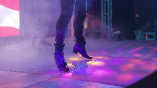 Bailarines Texas botas Celebracion 4 de Julio, USA Estados Unidos de America  