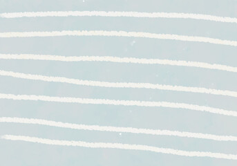 クレヨンタッチのストライプ背景（パステルブルー・水色）