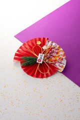 正月飾りと和風の敷物のイメージ