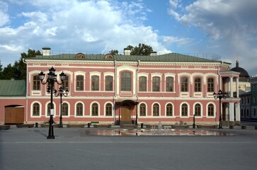 Tver, the new light and music fountain on Cathedral Square