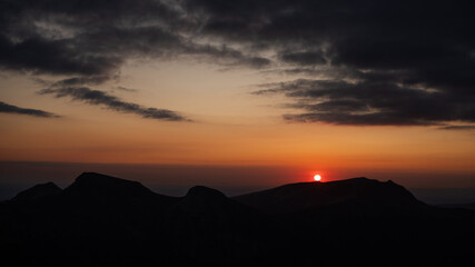 Fototapeta premium Coucher de Soleil dans le Massif Central 