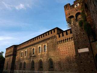 Obraz premium Autumn at Parco Sempione, Milan, with the Castello Sforzesco