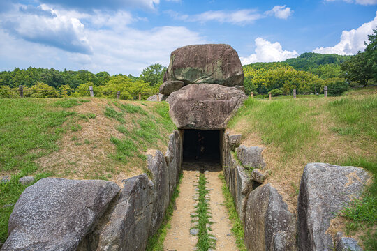 奈良 石舞台古墳 石室天井石の入り口