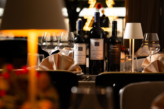 2/12/2025 - Alves de Sousa Douro wines Quinta da Gaivosa 2020, Quinta da Gaivosa 2015 and Quinta da Oliveirinha Grande Reserva on a Christmas dinner table at Cervejaria Fura, Povoa de Lanhoso, Braga.