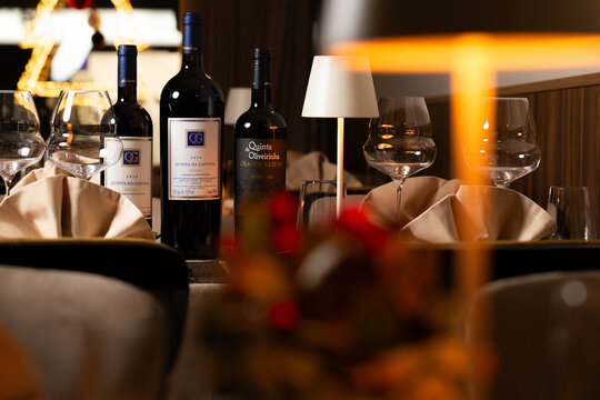 2/12/2025 - Alves de Sousa Douro wines Quinta da Gaivosa 2020, Quinta da Gaivosa 2015 and Quinta da Oliveirinha Grande Reserva on a Christmas dinner table at Cervejaria Fura, Povoa de Lanhoso, Braga.