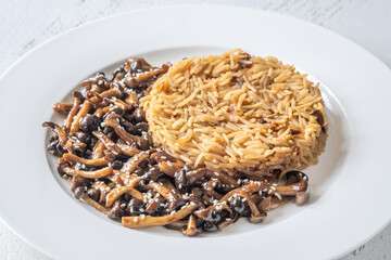 Savory fried rice with umami Shimeji mushrooms