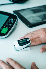 measuring oxygen saturation during a health check