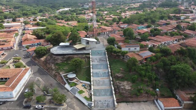 Cidade de Amarante no sul do Piau&iacute; e serra dp S&atilde;o Francisco em S&atilde;o Francisco do Maranh&atilde;o