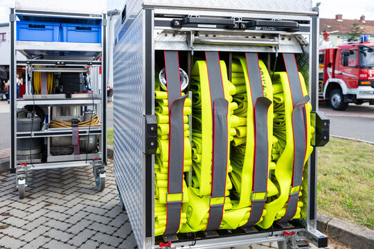 moderne Ausr&uuml;stung der Feuerwehr