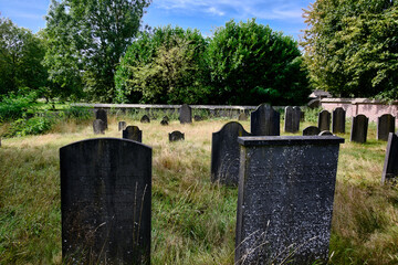 sch&ouml;ner alter J&uuml;discher Friedhof in der N&auml;he von Overloon Niederlande