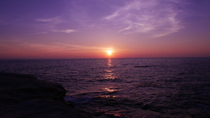 Sunset in Senjojiki of Shirahama.
Photo taken in July 2024