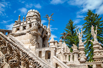 Obraz premium Palais ideal, naive architecture in Hauterives on a clear day, France