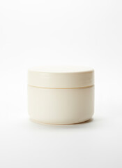 Cream Jar with Lid: A simple, sleek, and minimalist cream jar, perfectly designed for cosmetic products, standing out in its simplicity.