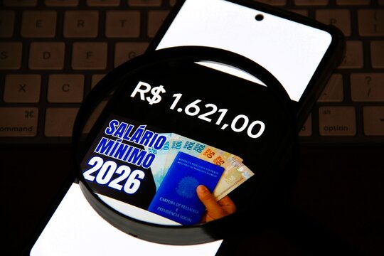 Valor do Sal&aacute;rio M&iacute;nimo Brasileiro em 2026 - R$ 1.621,00 - Brazilian Minimum Wage in 2026 - R$ 1,621.00.	