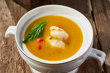Job's tears soup with goji berries and shrimp