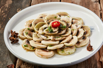 Chive blossom sauce with Zhangyuan mushrooms