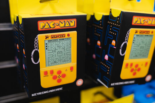 Pac-Man Keychain Game at a Convenience Store in Springfield, Missouri