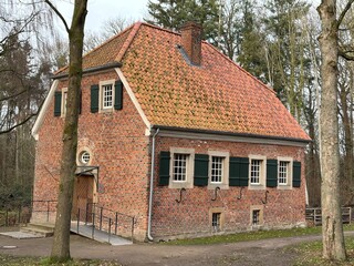 Betrachtung des Klosters Dinklage im Winter