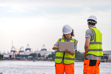 Smart logistics experts managing global freight via cloud AI software. Sustainable shipping team optimizing low-carbon transport routes using digital tools.