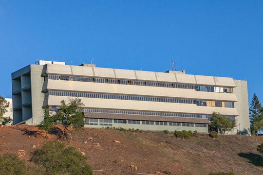 Hillside view of UC Berkeley&rsquo;s Space Sciences Laboratory on a clear sunny day