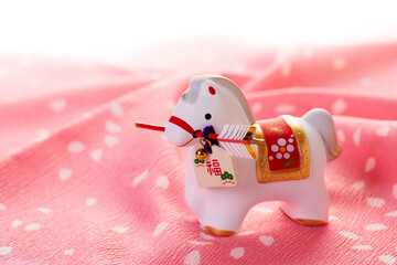 うま年干支の置物