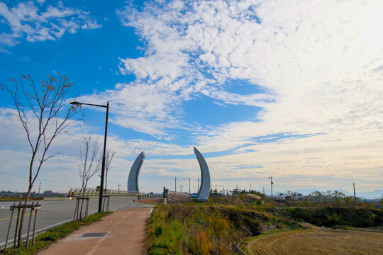 A nice place to walk in a fine time of day