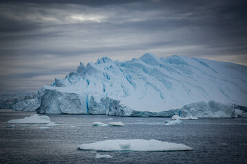 Bootstour durch den Eisfjord bei Ilulissat